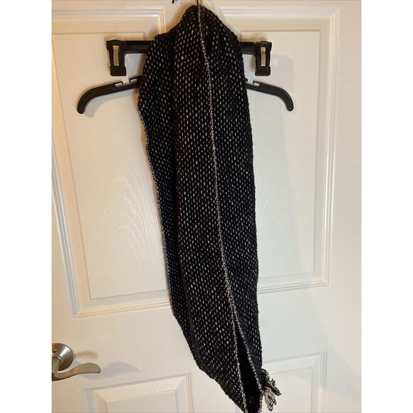 Aran Sweater Market Black Blue Wool Crossover Infinity Wrap Sweater Scarf O/S - Picture 2 of 9